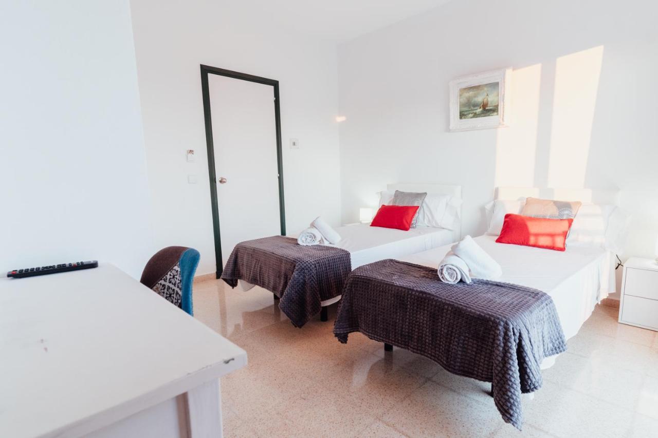 Hostal Noray Punta Prima  Esterno foto
